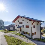 Les Aiguilles Vertes Rez Superieur By Interhome *
