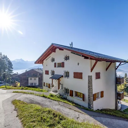 Les Aiguilles Vertes Rez Superieur By Interhome *