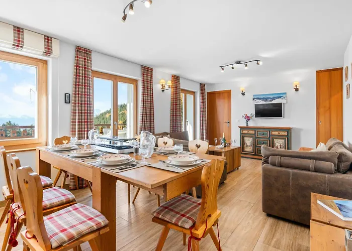 Les Aiguilles Vertes Rez Superieur By Interhome *